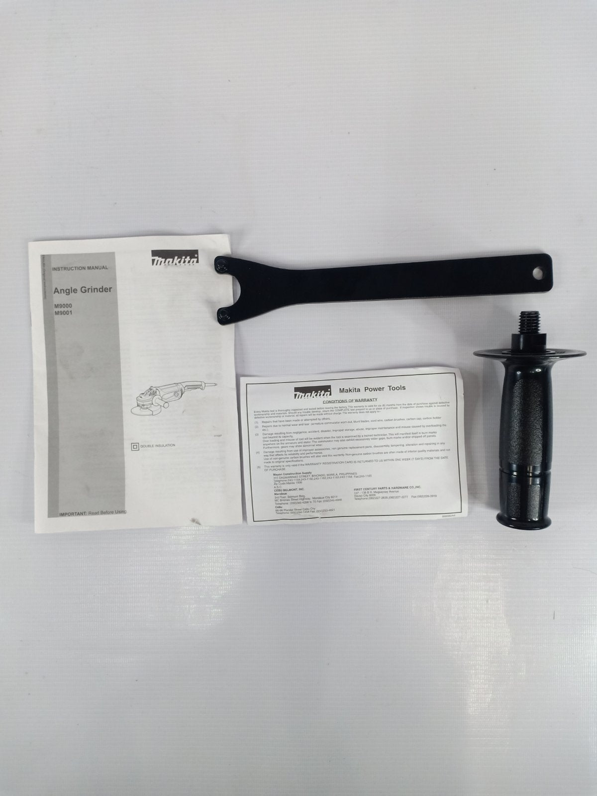 MAKITA M9000M Angle Grinder 2000W (7″)