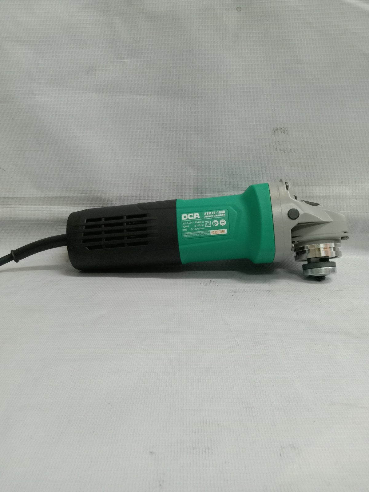 DCA ASM15-100B Angle Grinder 720W