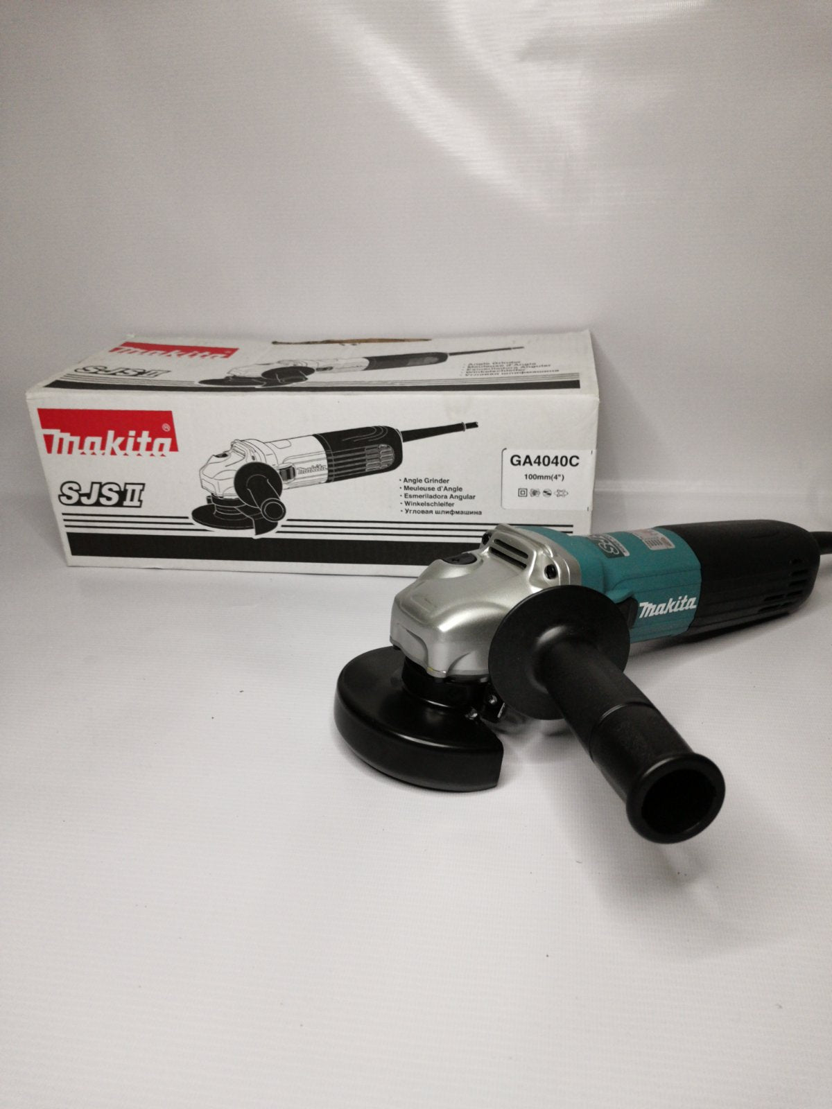 MAKITA GA4040C Angle Grinder 4” with Variable Speed (1400W)