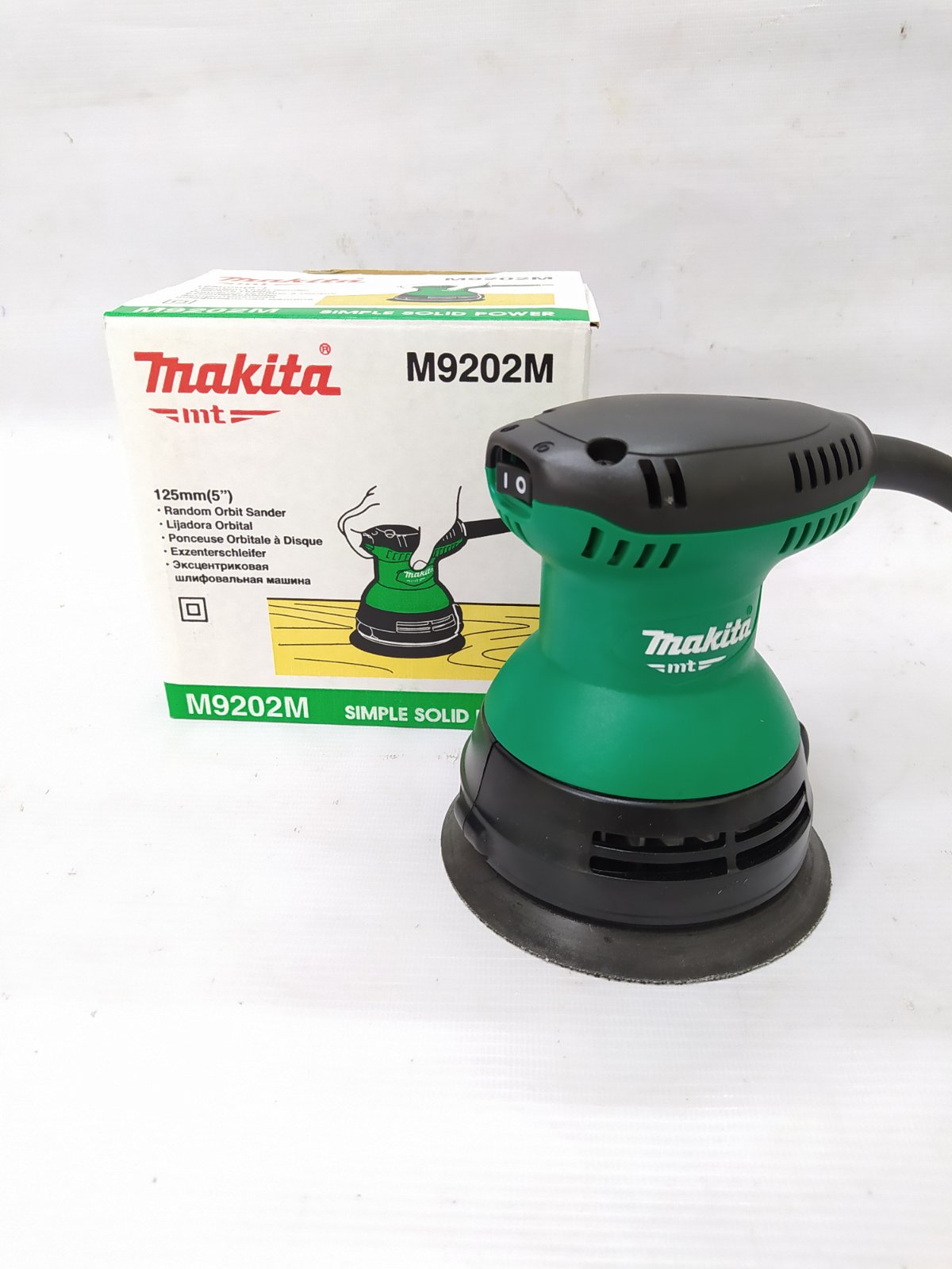 MAKITA M9202M Random Orbit Sander 240W (4-7/8")