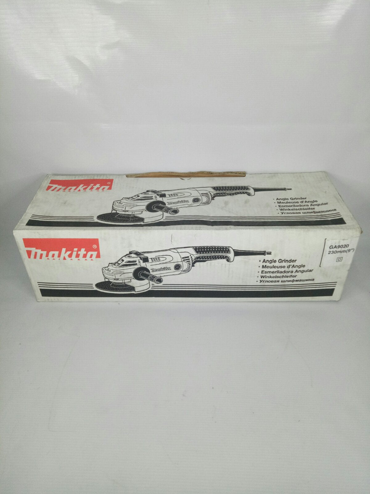 MAKITA GA9020 Angle Grinder 2200W (9″)