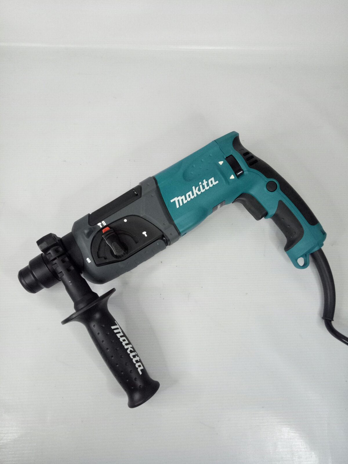 MAKITA HR2470X5 2.7 J Combination Hammer 780W (1.99 ft·lbs)
