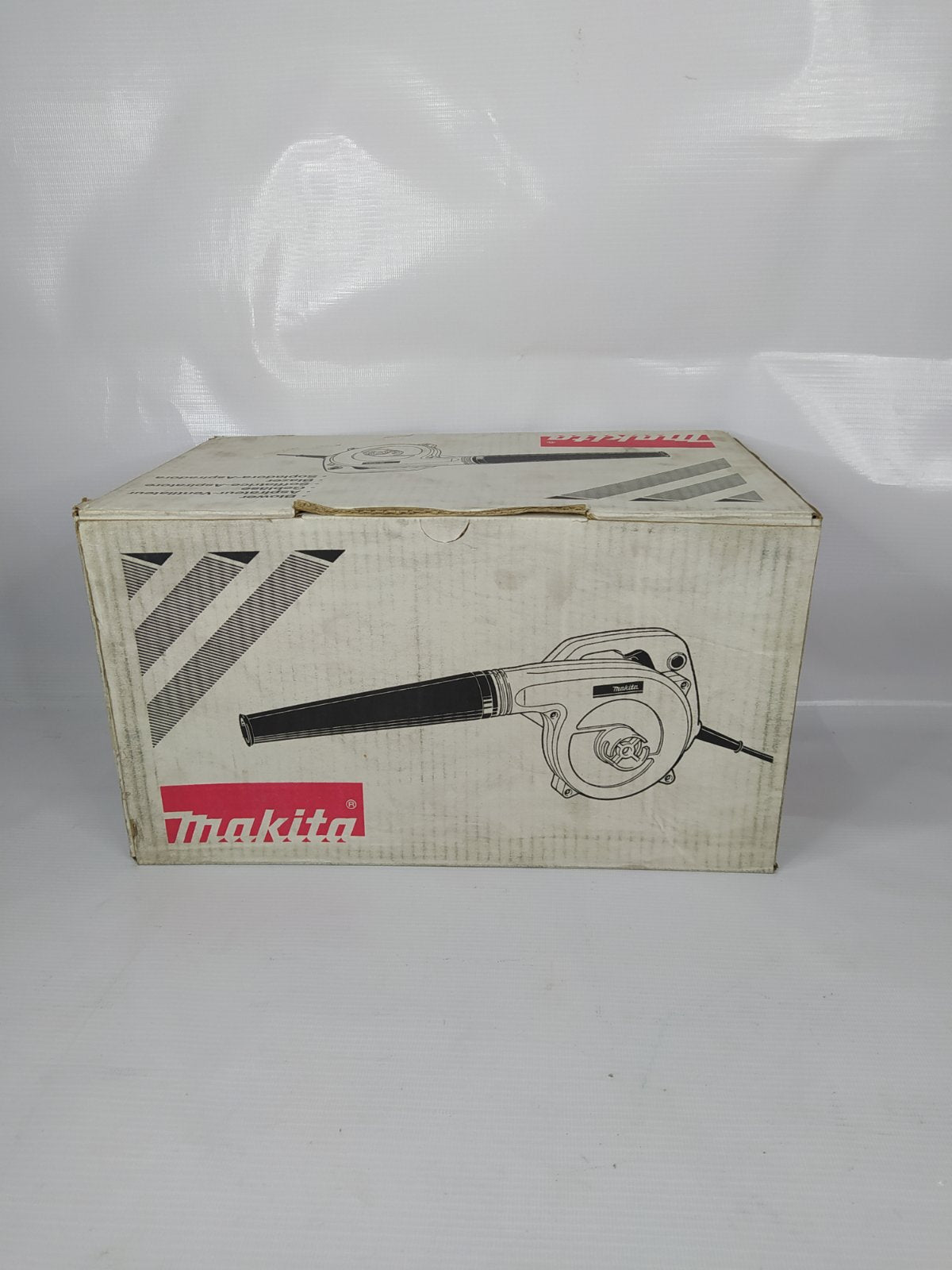 MAKITA UB1100 – 2.8 m³/min Blower 600W