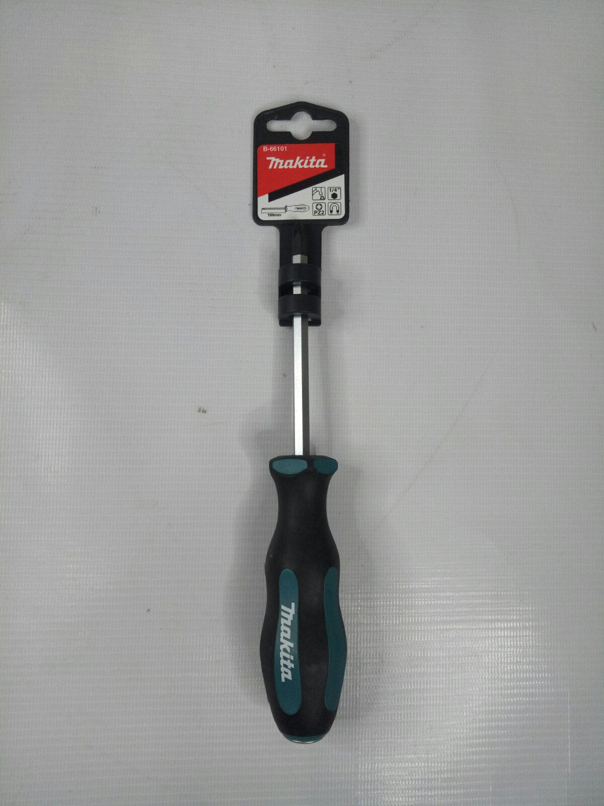 MAKITA B-66101 – Go-through Screwdriver PZ2 x 100mm