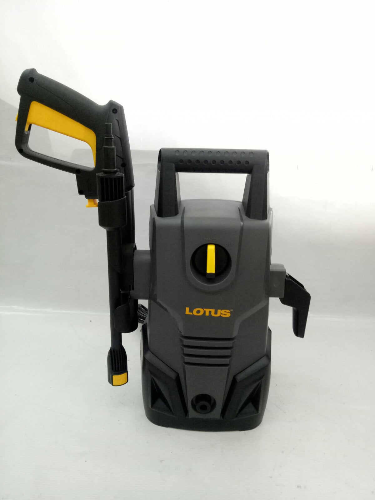 LOTUS LTPW1400C2X Portable Pressure Washer Sprayer 1,400 Watt