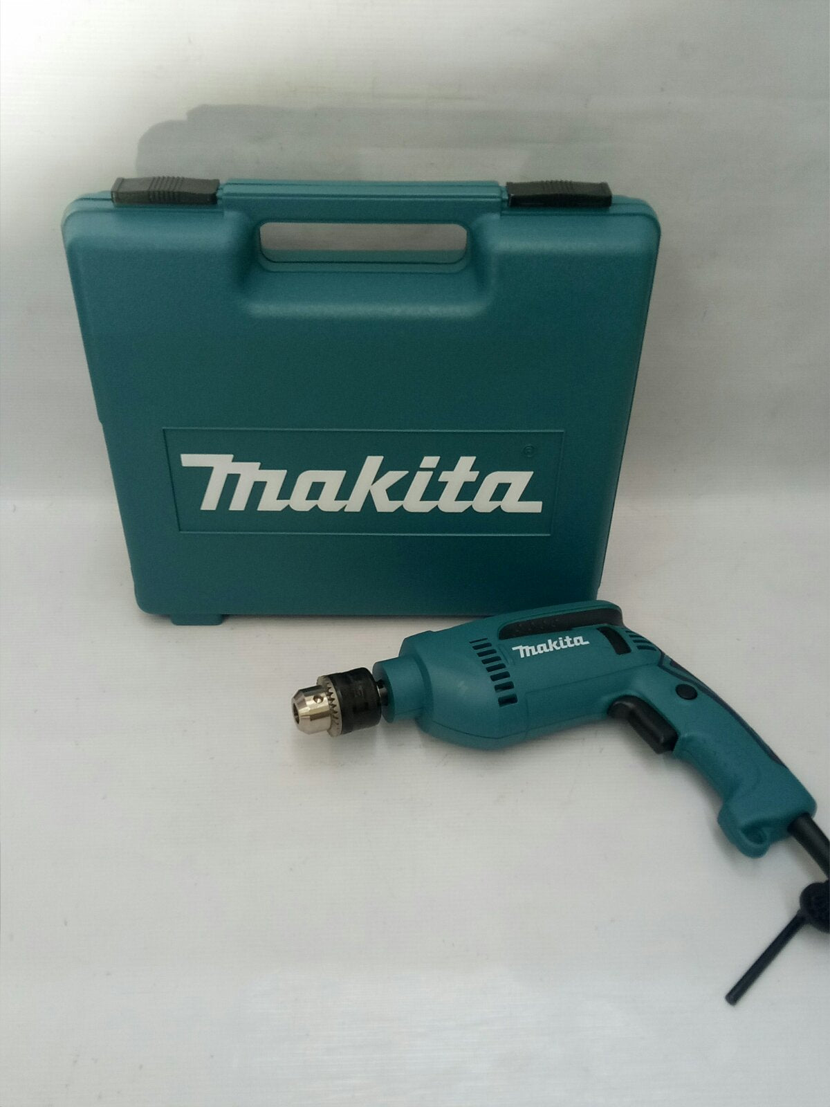MAKITA HP1640K Hammer Drill Keyed Chuck with Carrying Case 680W (5/8") Made in Romania