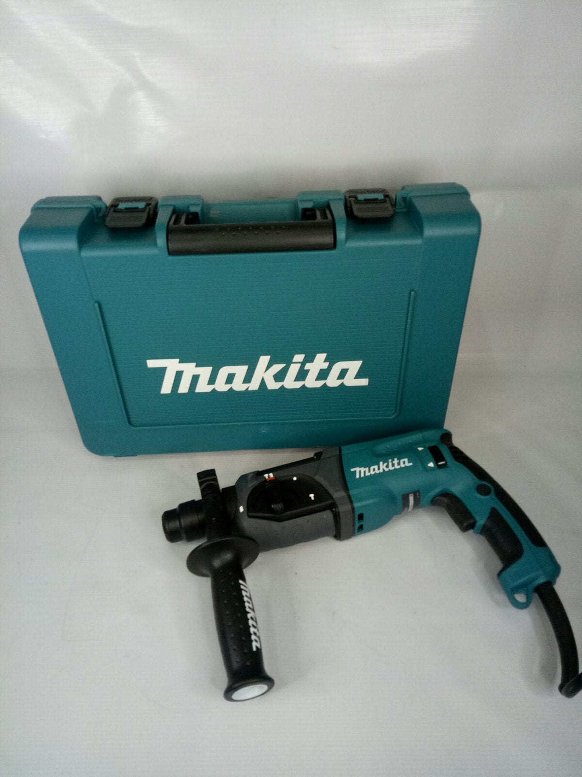 MAKITA HR2470X5 2.7 J Combination Hammer 780W (1.99 ft·lbs)