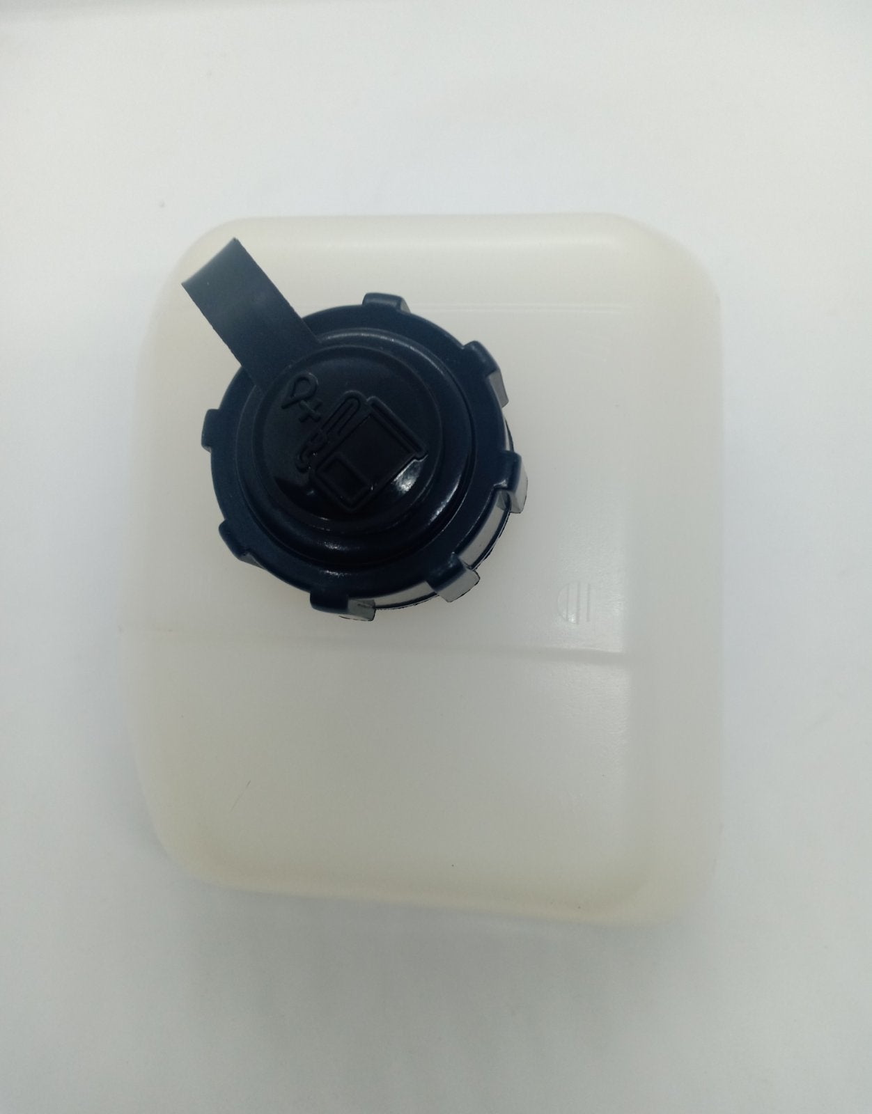 Daisen BCP YD411-068-ER Fuel Tank Assembly for Robin 2-stroke Brushcutter / Grass Cutter