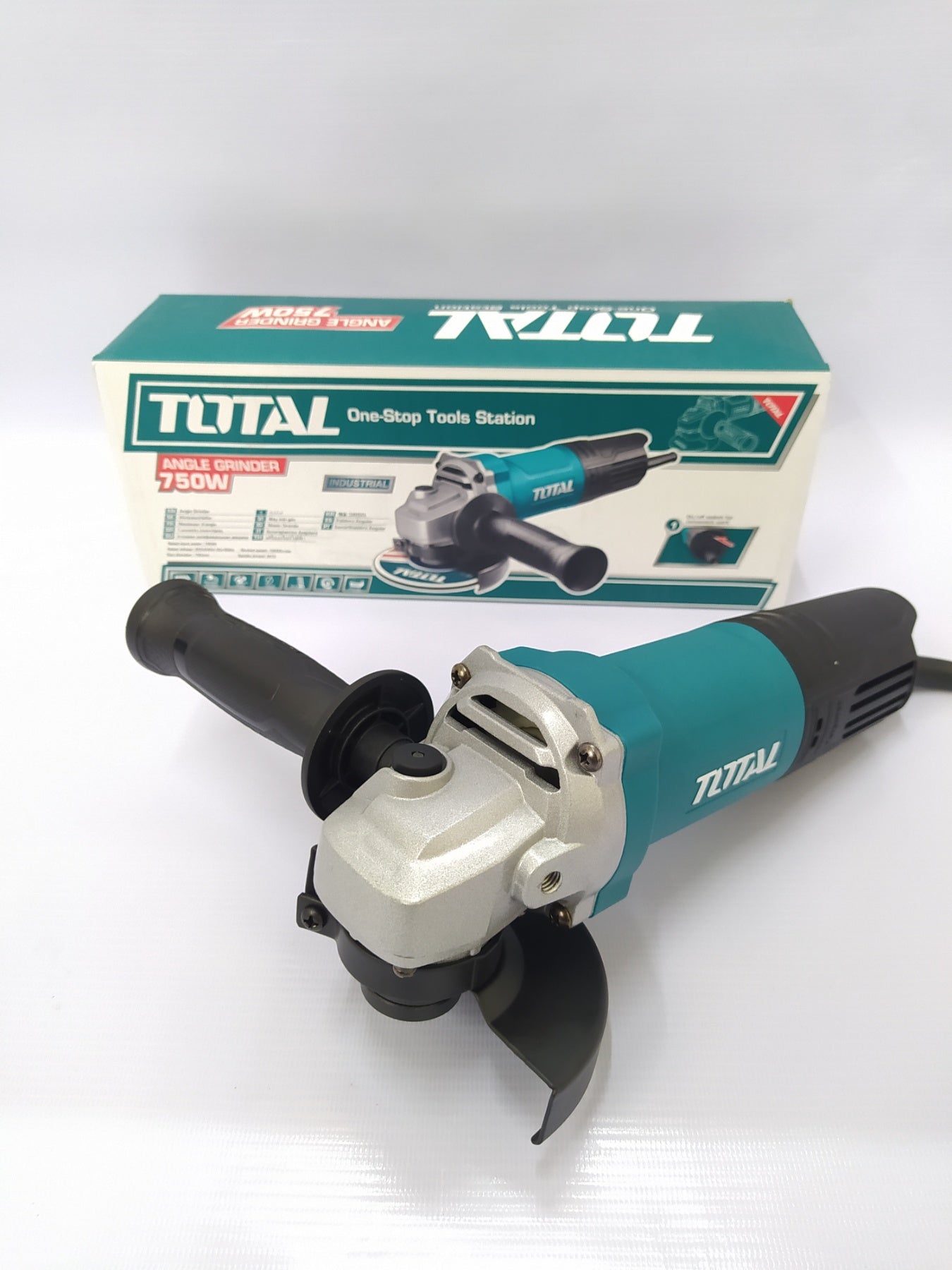 TOTAL TG10710056UP Angle Grinder 750W