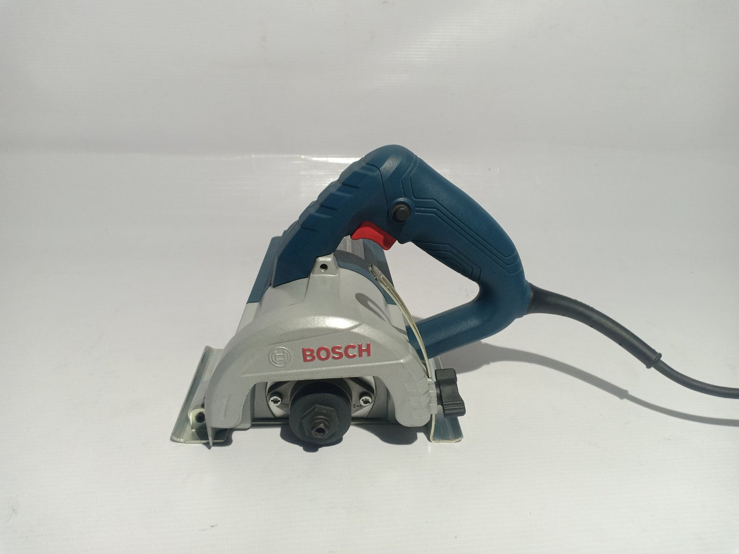 BOSCH GDC 140 Marble Saw / Marble Cutter