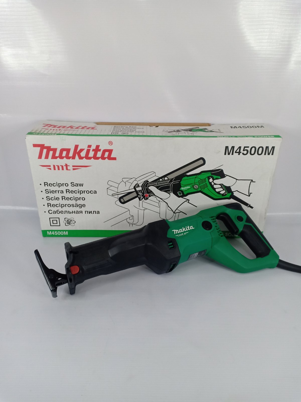 MAKITA M4500M Recipro Saw 1010W (1-1/8″)