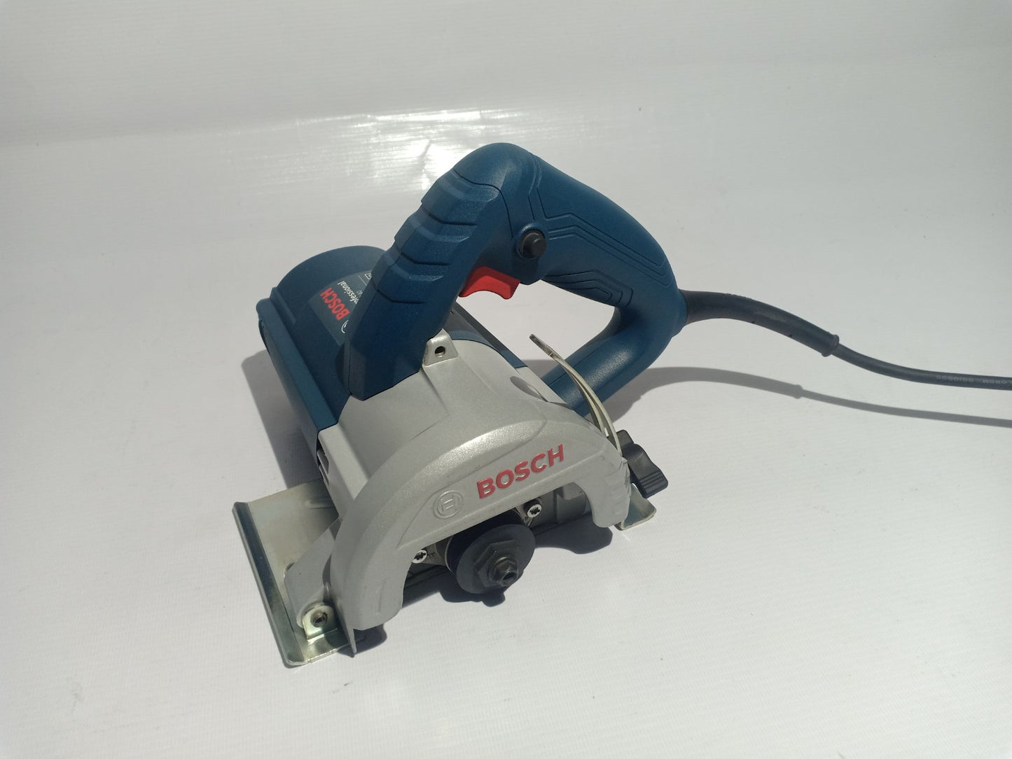 BOSCH GDC 140 Marble Saw / Marble Cutter