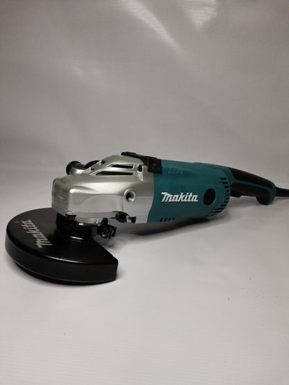 MAKITA GA7020 Angle Grinder 7” (2200W)