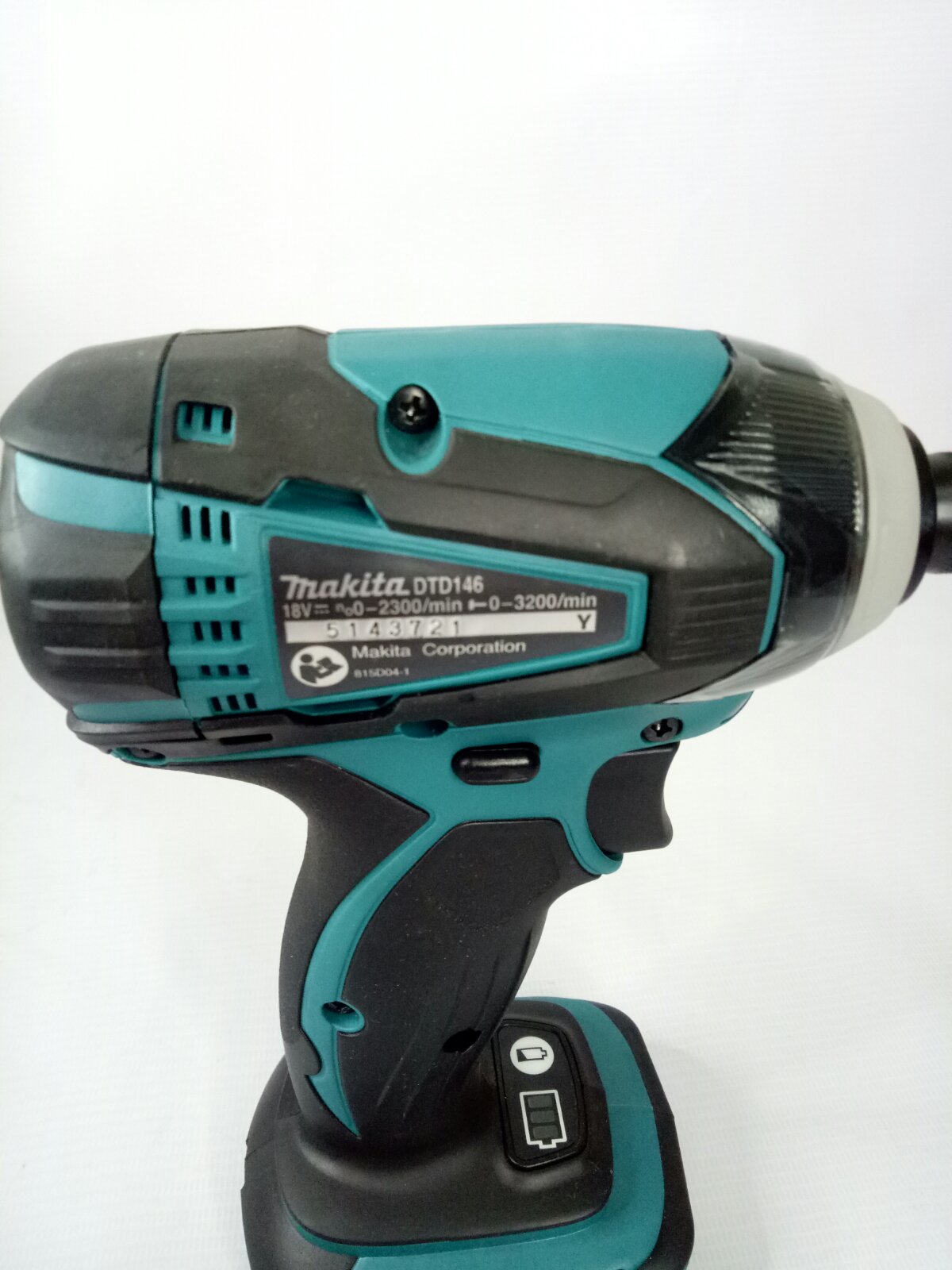 MAKITA DTD146Z Cordless Impact Driver 18V LXT® Li-Ion [Bare Tool] 8kg (118 ft·lbs)