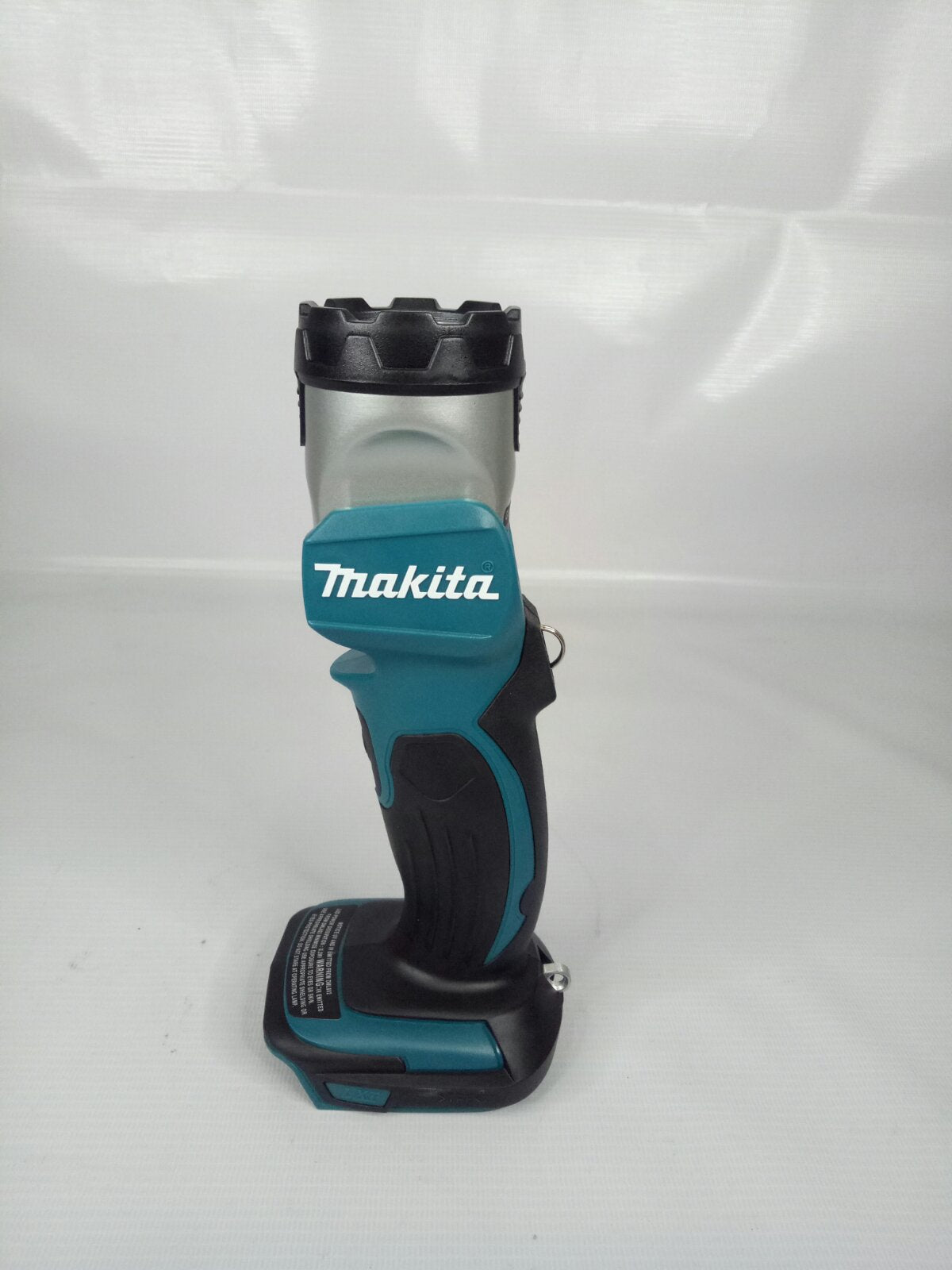 MAKITA DML802 – 160 Lumens Cordless LED Flash Light 18V LXT® Li-Ion [Bare Tool]